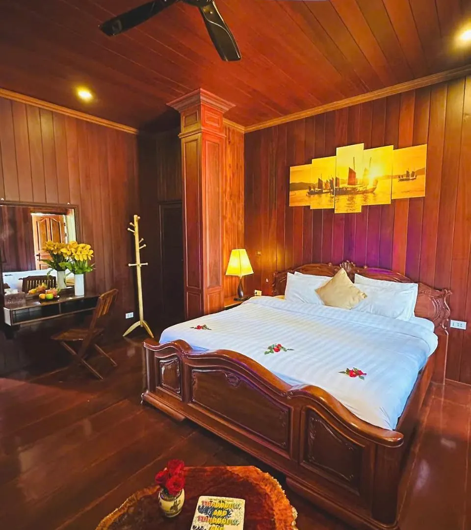 Luang Prabang Mekong Charm River View Λουάνγκ Πραμπάνγκ